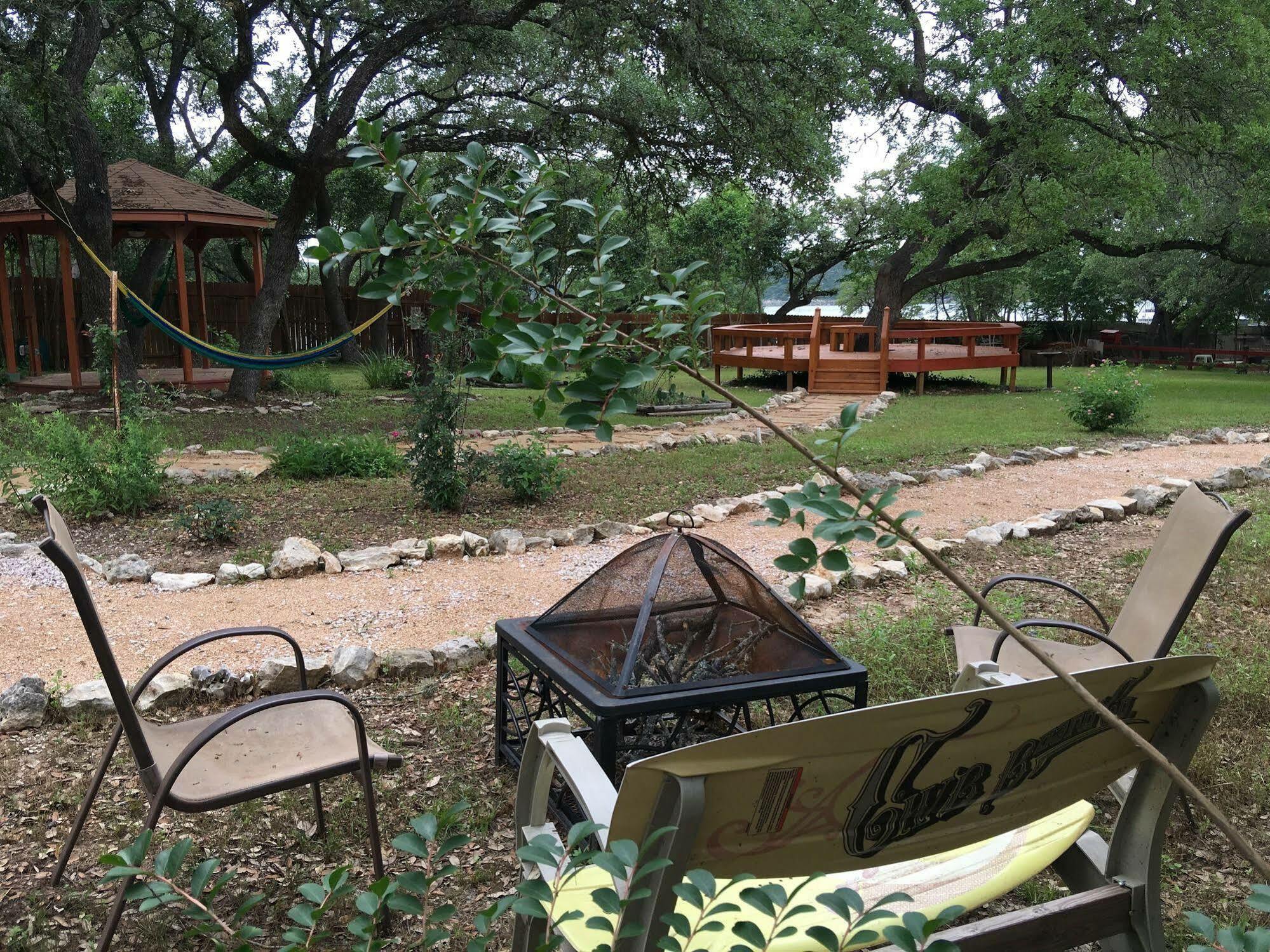 The Cove Bnb Hudson Bend المظهر الخارجي الصورة